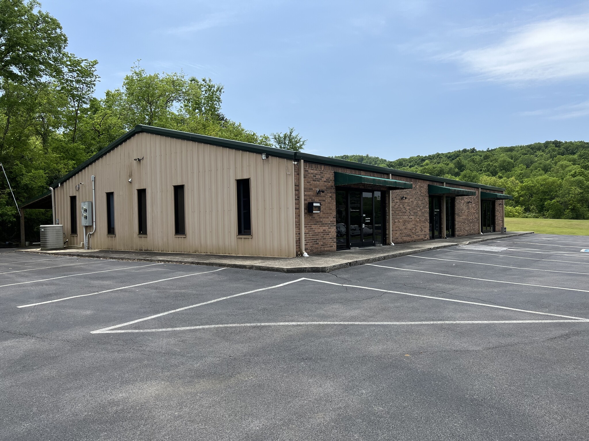 3525 John Bragg Hwy, Woodbury, TN for sale Primary Photo- Image 1 of 1