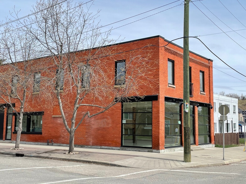 540 7th Ave NW, Calgary, AB for sale - Building Photo - Image 1 of 1