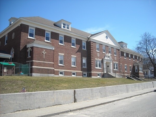 135 Nichols St, Gardner, MA for sale - Primary Photo - Image 1 of 1