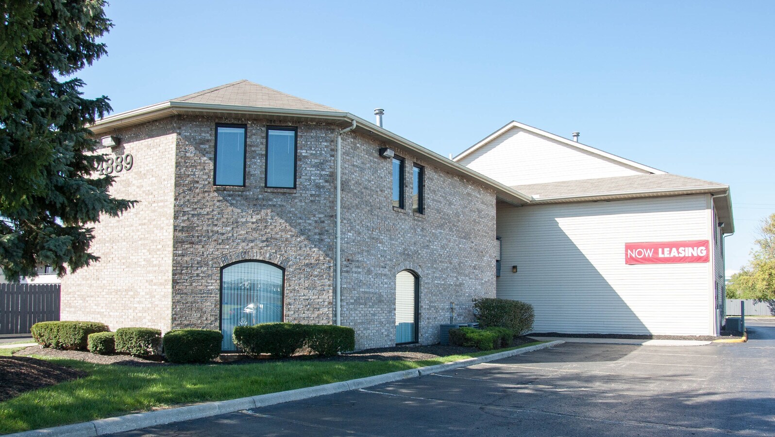 4889 Sinclair Rd, Columbus, OH 43229 Office for Lease