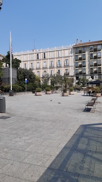 Plaza de Pedro Zerolo, 5, Madrid, Madrid for sale - Building Photo - Image 1 of 4