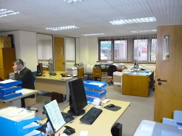 44-46 Springfield Rd, Horsham for lease - Interior Photo - Image 2 of 6