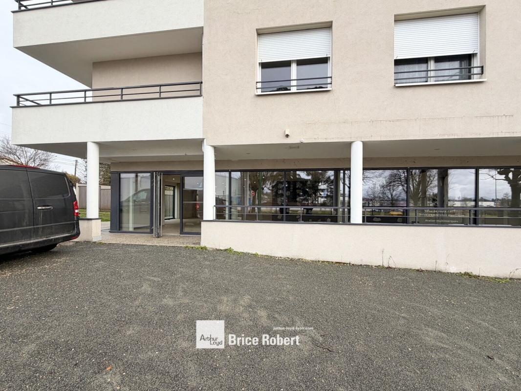 6 Rue Du Collovrier, Écully for lease Building Photo- Image 1 of 5