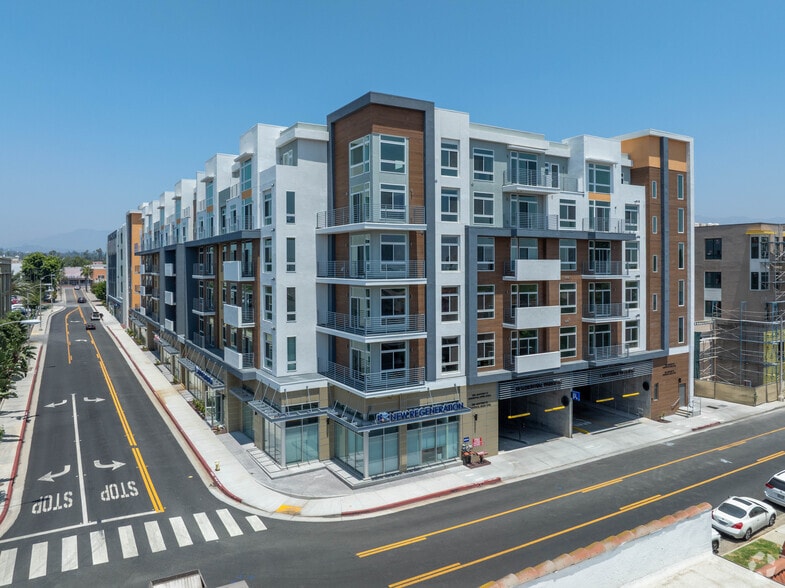 100-188 S Monterey St, Alhambra, CA for lease - Primary Photo - Image 1 of 6