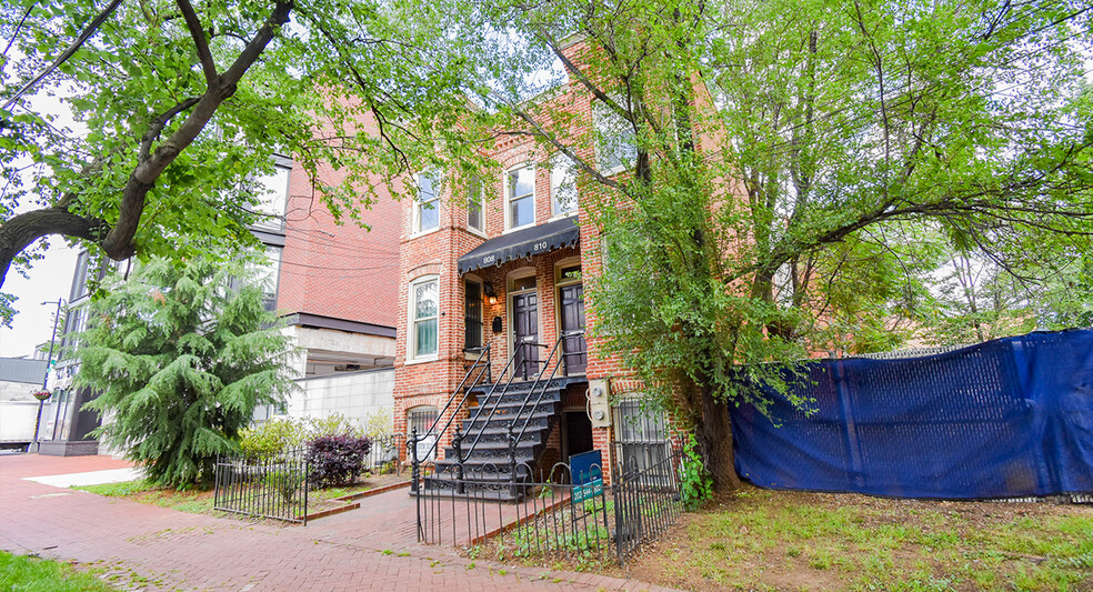 808-810 L St SE, Washington, DC for sale - Primary Photo - Image 1 of 3