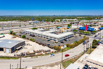 5522 N Interstate 35, San Antonio, TX - aerial  map view