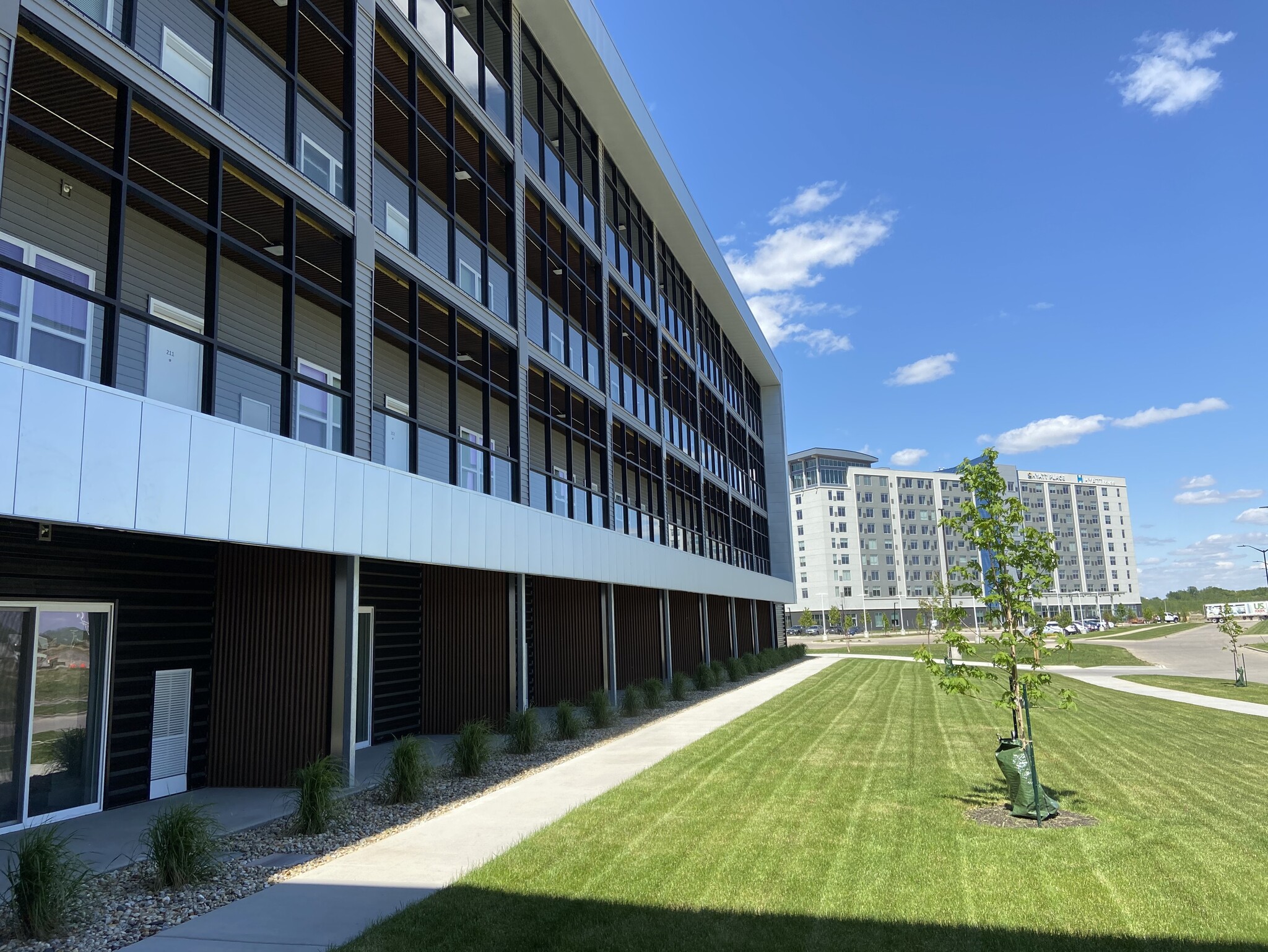 801 Bend Blvd, East Moline, IL 61244 The Bend Apartments