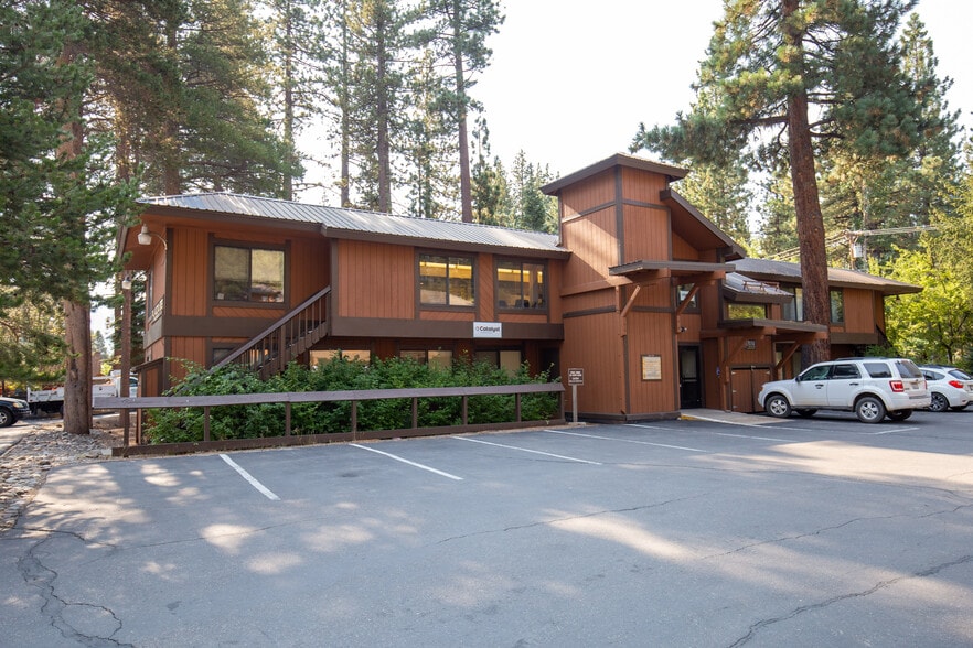 870 Emerald Bay Rd, South Lake Tahoe, CA for lease - Building Photo - Image 3 of 6