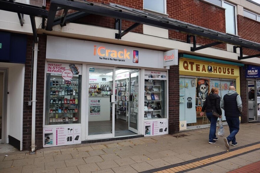 Gresley Row, Lichfield for lease - Building Photo - Image 3 of 8