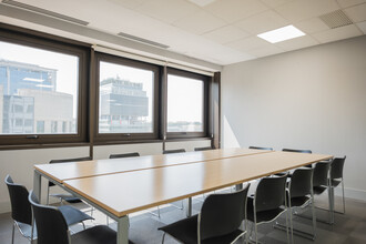 Calle del Ombú, 3, Madrid, Madrid for lease Interior Photo- Image 1 of 17