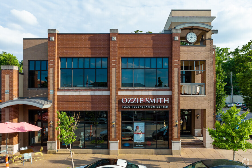 220 W Lockwood Ave, Webster Groves, MO for lease - Building Photo - Image 3 of 5