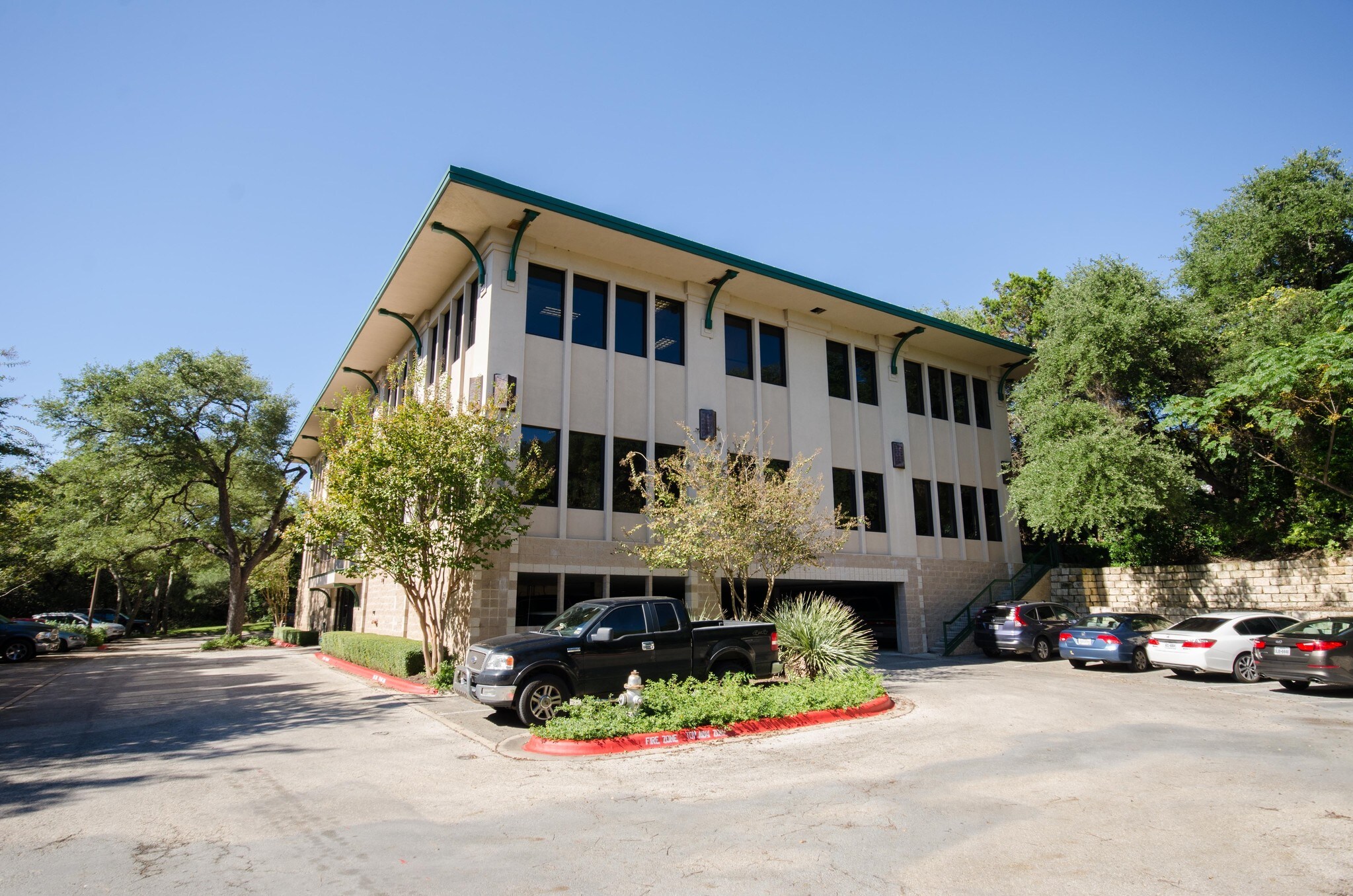 5121 Bee Caves Rd, Austin, TX for lease Building Photo- Image 1 of 2
