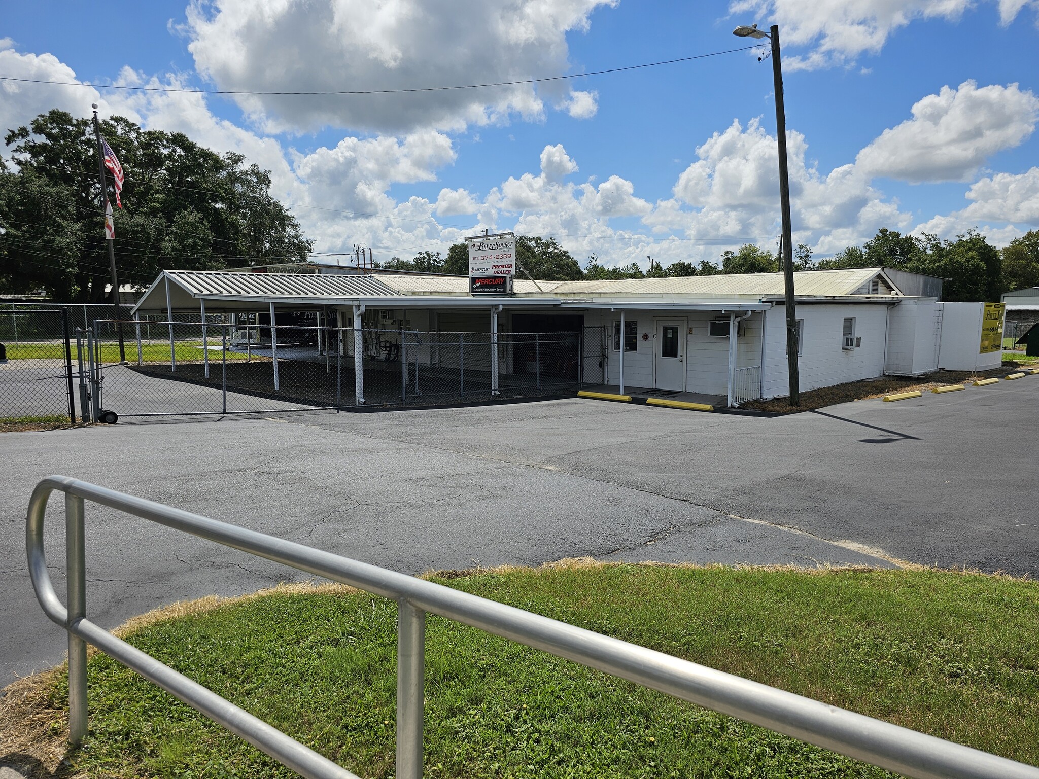 10909 E US Highway 92, Seffner, FL for lease Building Photo- Image 1 of 63