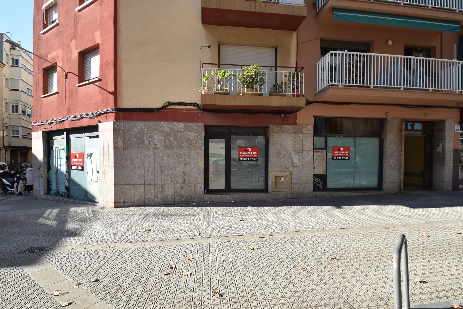 Retail in Vilanova i la Geltrú, Barcelona for lease Interior Photo- Image 1 of 23