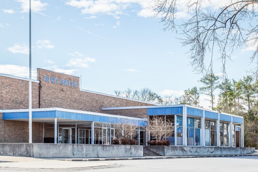 2826 Two Notch Rd, Columbia, SC for sale - Building Photo - Image 1 of 1