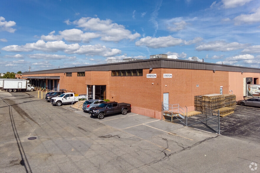 10555 Tucker St, Beltsville, MD for lease - Building Photo - Image 3 of 6