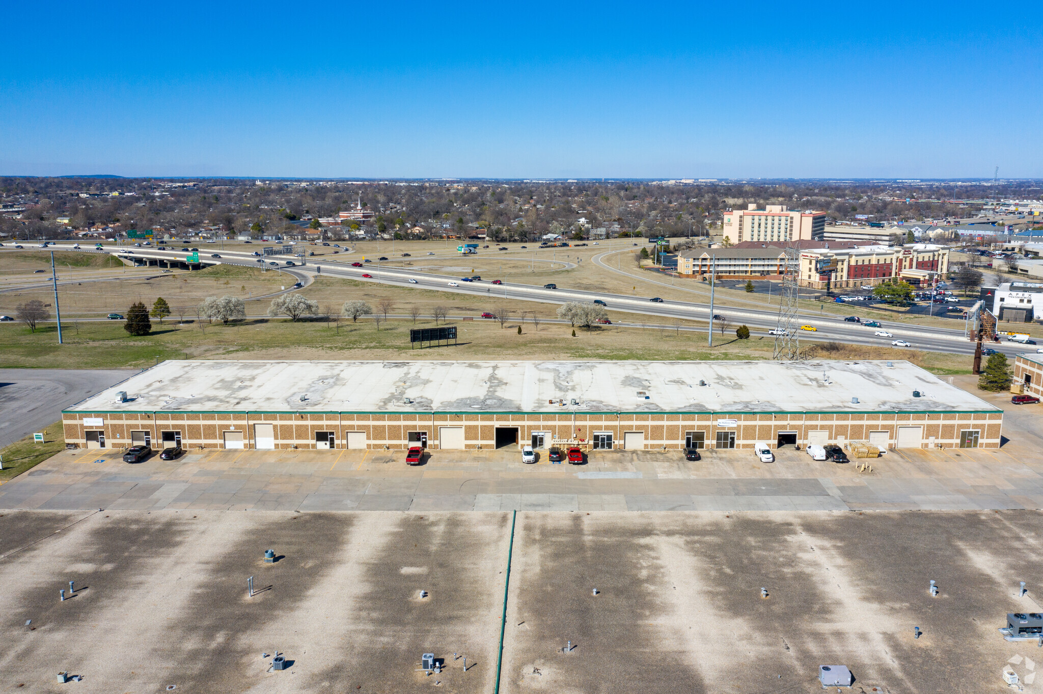 3621-3643 S 73rd East Ave, Tulsa, Ok 74145 - Expressway Distribution 