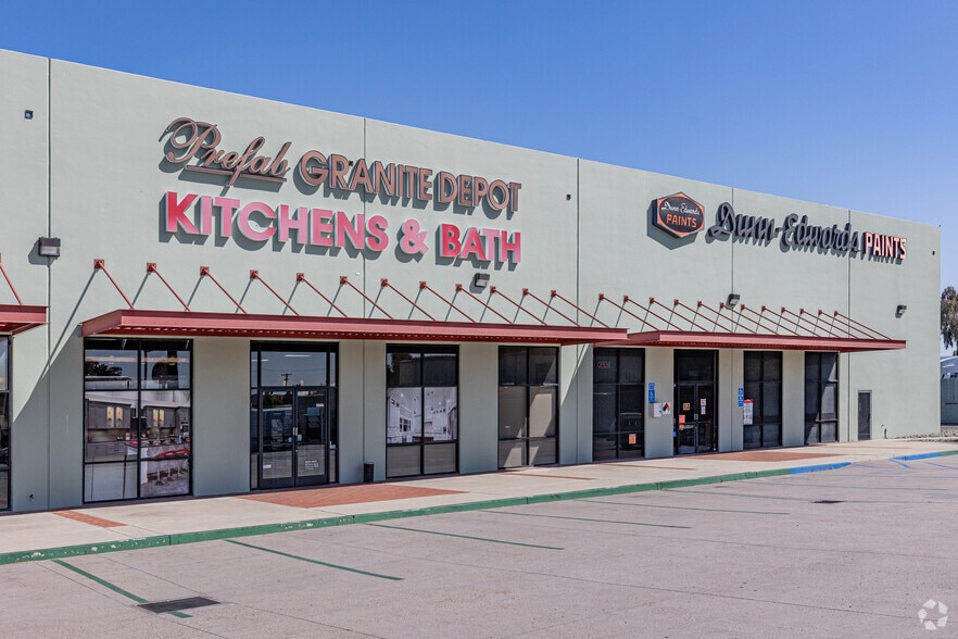 8400 Miramar Rd, San Diego, CA for lease - Building Photo - Image 3 of 9