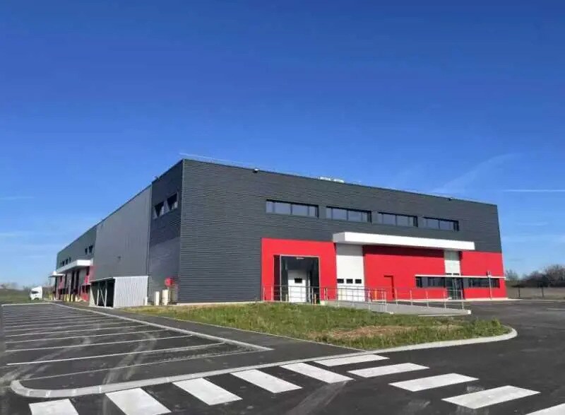 Office in Heyrieux for lease - Building Photo - Image 3 of 21