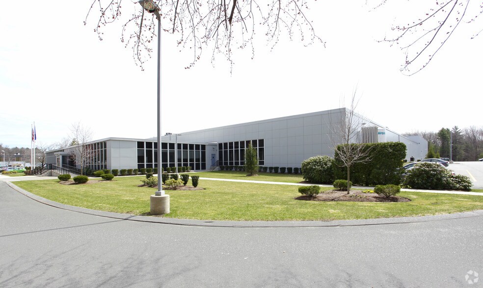 160 Dascomb Rd, Andover, MA for sale - Primary Photo - Image 1 of 1