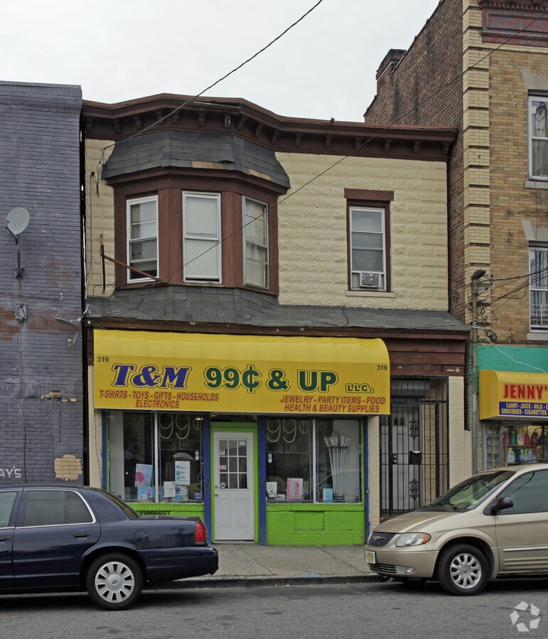 319 16th Ave, Newark, NJ 07103