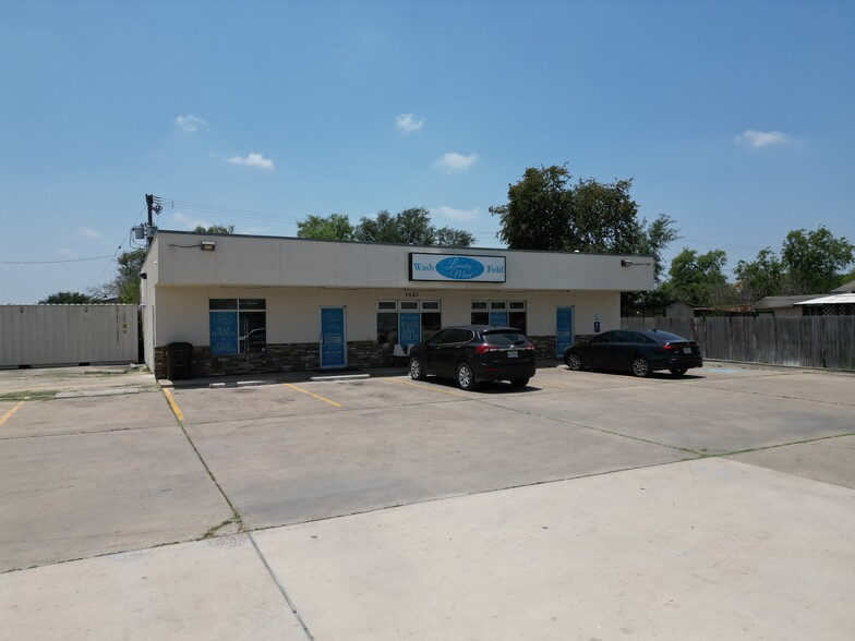 1421 E King Ave, Kingsville, TX for sale - Primary Photo - Image 1 of 1