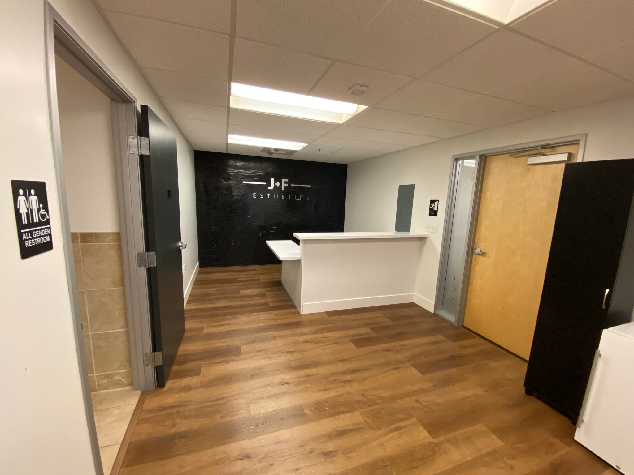 950 Fulton Ave, Sacramento, CA for lease Building Photo- Image 1 of 5