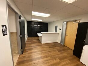 950 Fulton Ave, Sacramento, CA for lease Building Photo- Image 1 of 5