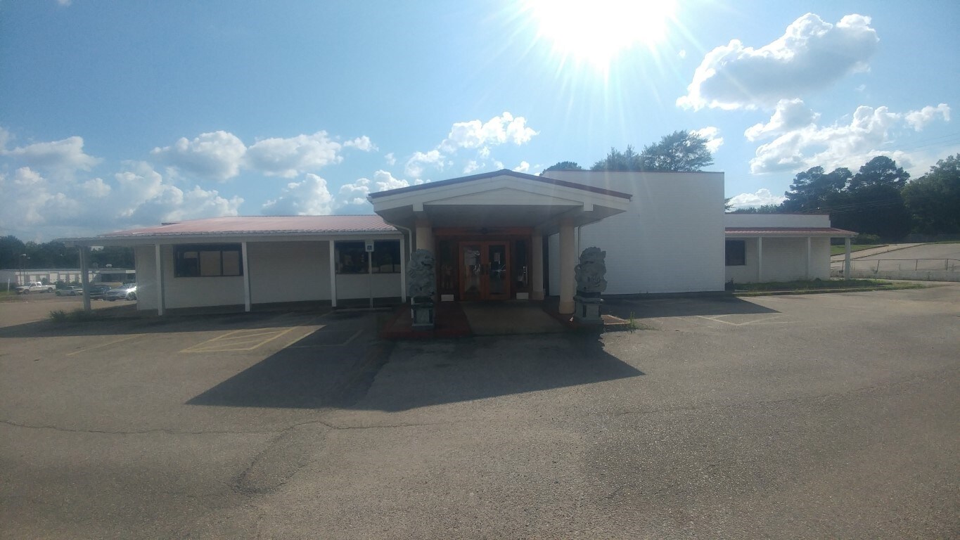 728 E Battle St, Talladega, AL for sale Building Photo- Image 1 of 1