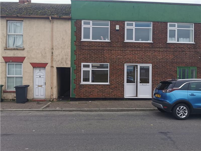 32 Southgates Rd, Great Yarmouth for sale Primary Photo- Image 1 of 1