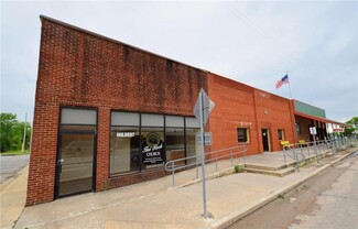 More details for 110 E Main St, Hulbert, OK - Retail for Sale