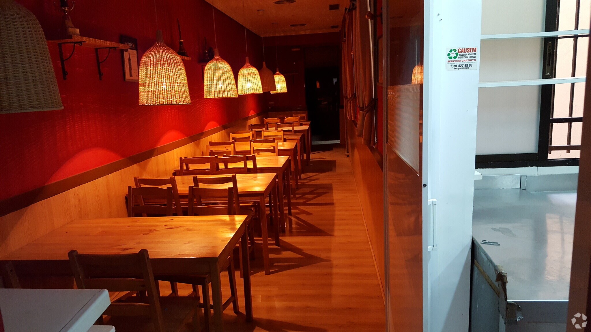 Multifamily in Madrid, Madrid for sale Interior Photo- Image 1 of 2