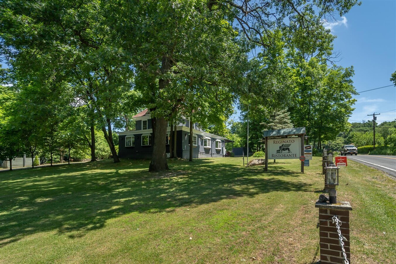 34 Leggs Mill Rd, Lake Katrine, NY 12449