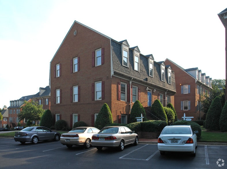 7000 Peachtree Dunwoody Rd NE, Atlanta, GA for lease - Building Photo - Image 2 of 15