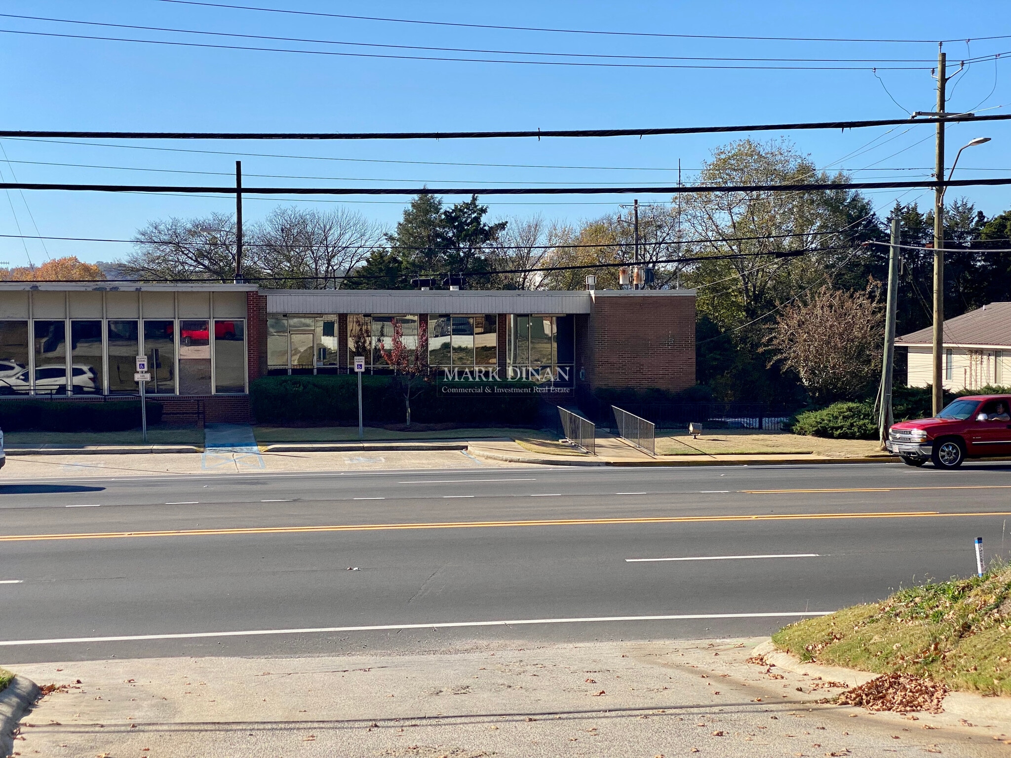 213 1st St N, Alabaster, AL for sale Primary Photo- Image 1 of 1