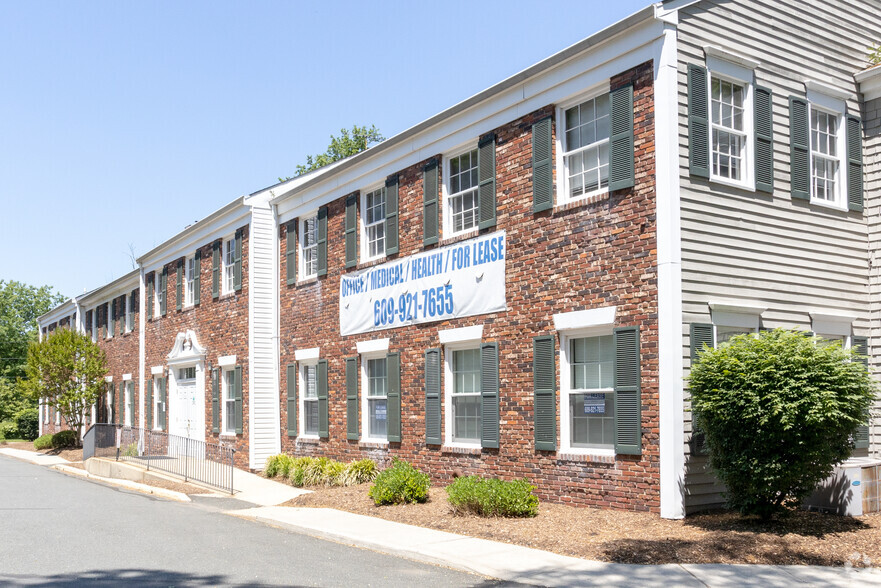 168 Franklin Corner Rd, Lawrenceville, NJ for lease - Building Photo - Image 2 of 8