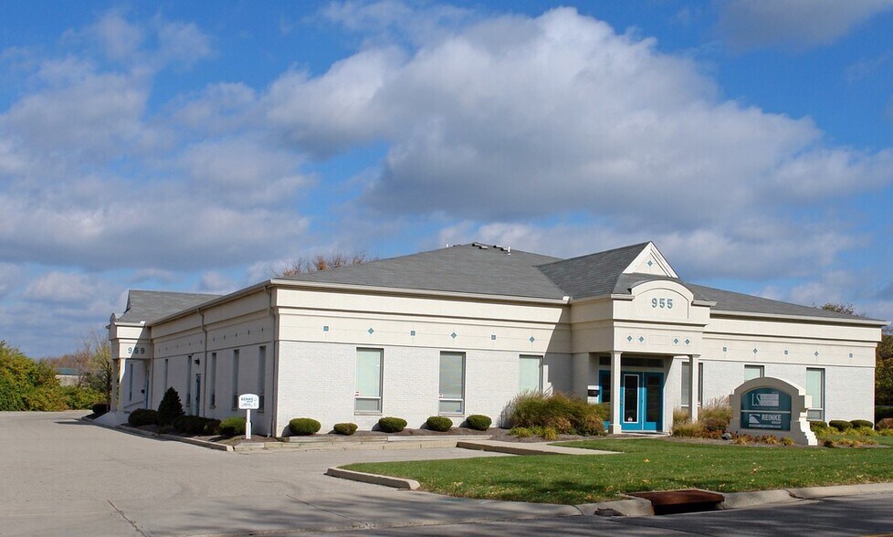 955-959 Congress Park Dr, Dayton, OH for lease - main - Image 1 of 20