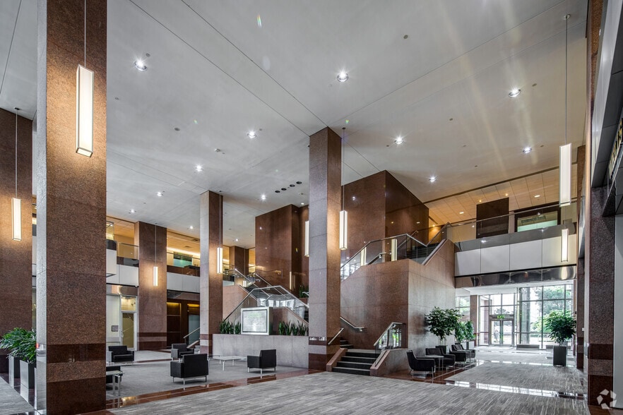 800 N Magnolia Ave, Orlando, FL for lease - Building Photo - Image 2 of 21