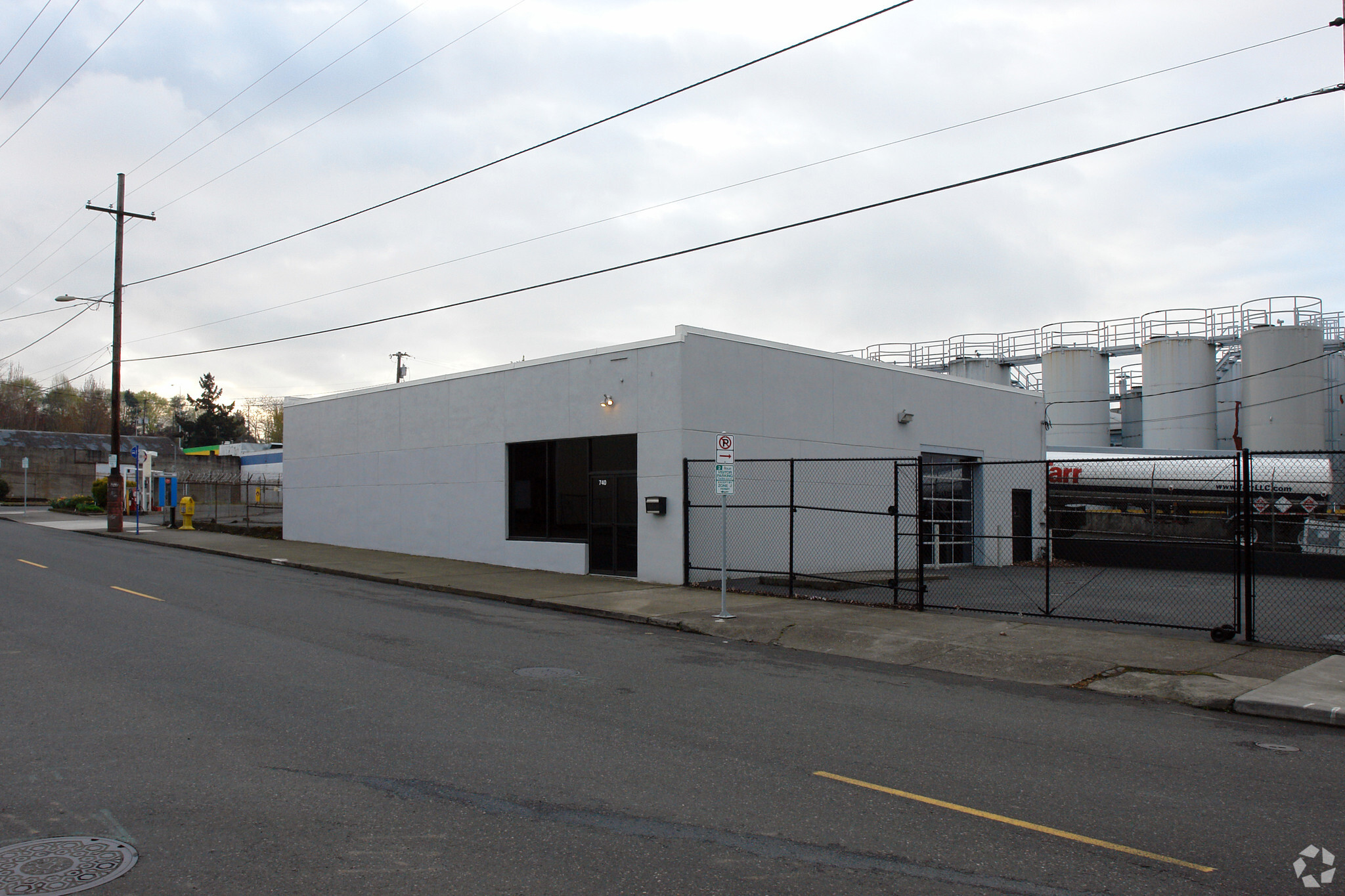 740 N Russell St, Portland, OR for lease Primary Photo- Image 1 of 4