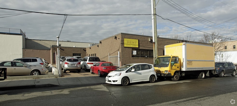 179-30, 149 Ave, Jamaica, NY for lease - Building Photo - Image 2 of 13