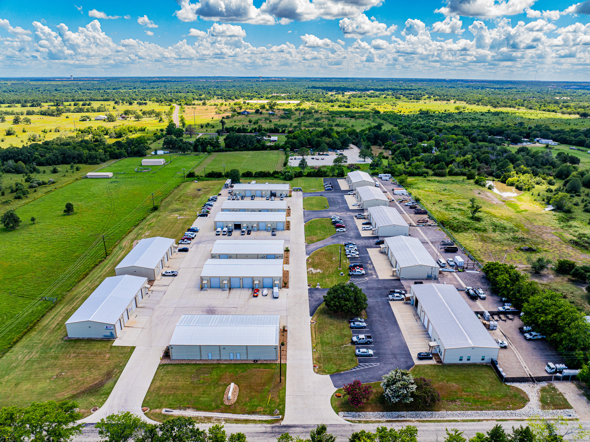 12986 Tonkaway Lake Rd, College Station, TX for lease Building Photo- Image 1 of 8