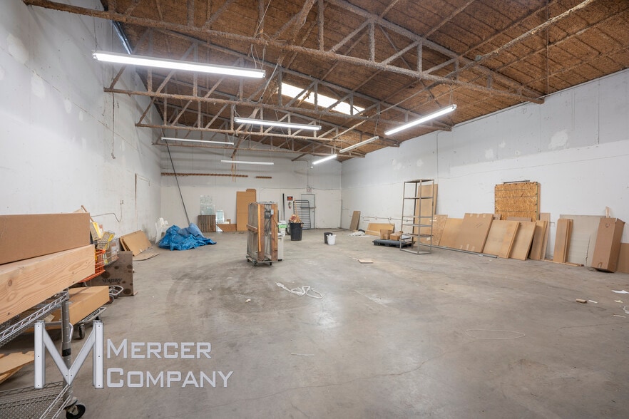 920 Gemini Ave, Duncanville, TX for lease - Interior Photo - Image 3 of 5