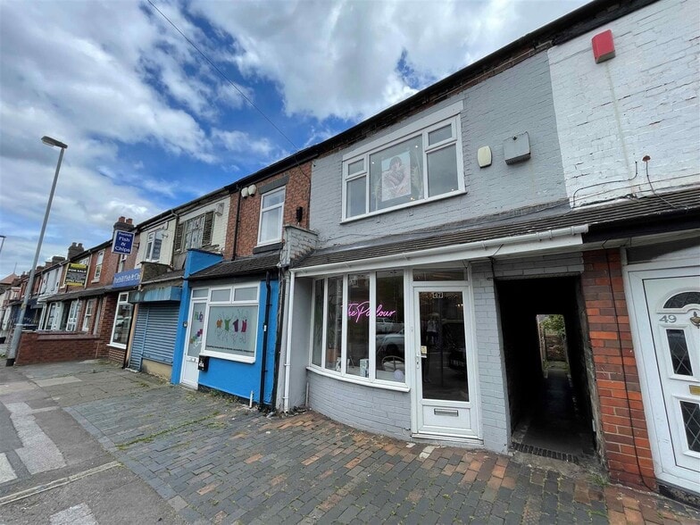 35 Watlands Vw, Newcastle Under Lyme for lease - Building Photo - Image 2 of 12