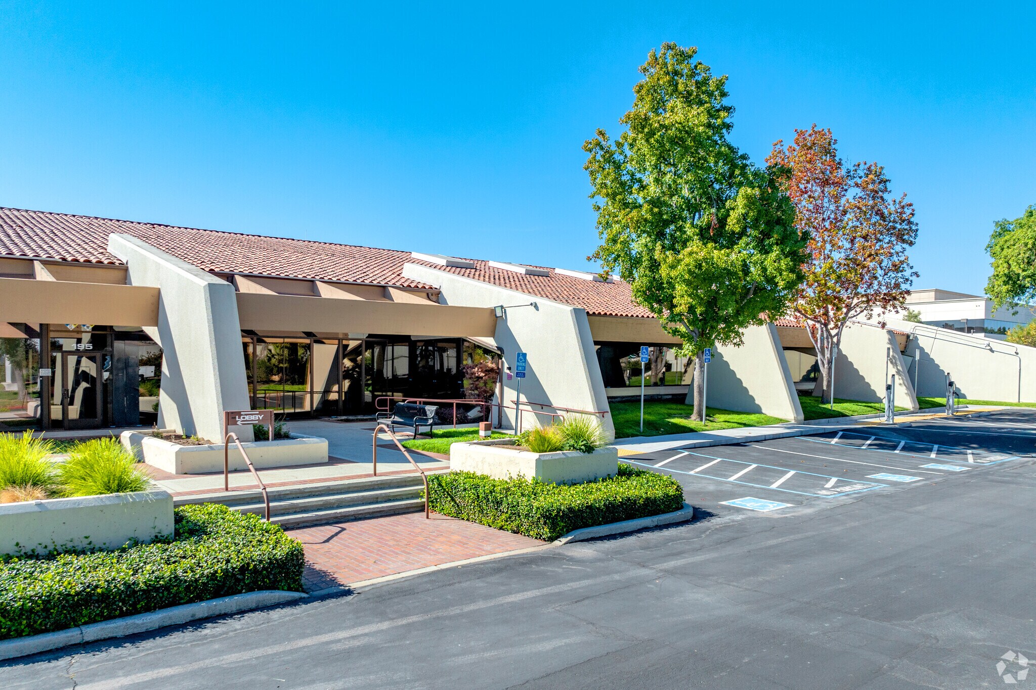 195 S Milpitas Blvd, Milpitas, CA for lease Building Photo- Image 1 of 22