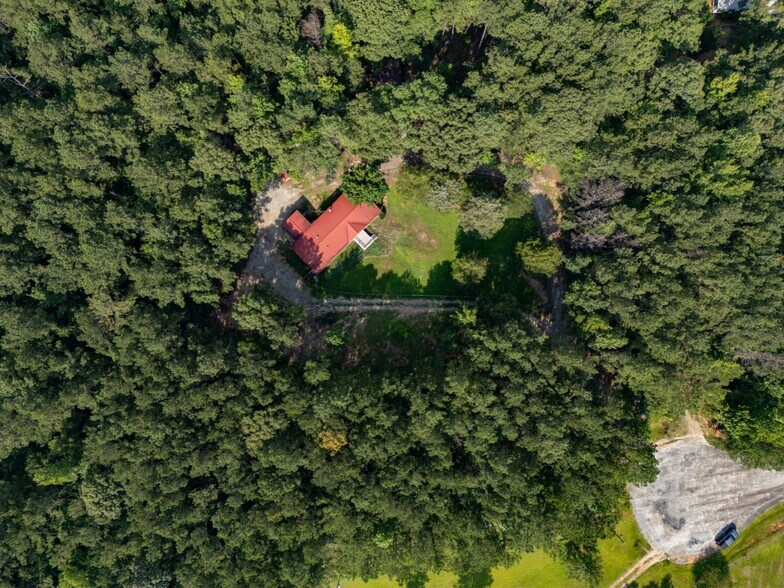 905 Natures Trl, Forsyth, GA for sale - Building Photo - Image 2 of 33