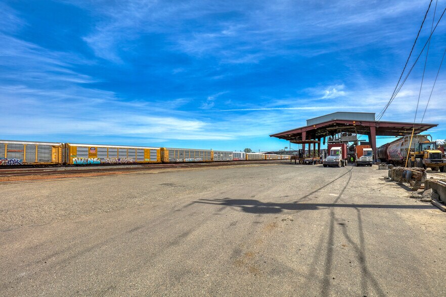 467-517 E 18th St, Tacoma, WA for sale - Building Photo - Image 2 of 11