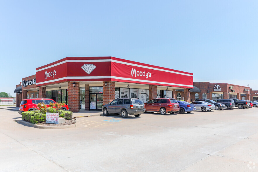 697-845 N Aspen Ave, Broken Arrow, OK for lease - Building Photo - Image 1 of 15