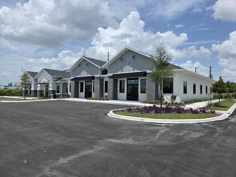 950 Windermere rd, Winter Garden, FL for lease - Building Photo - Image 3 of 12