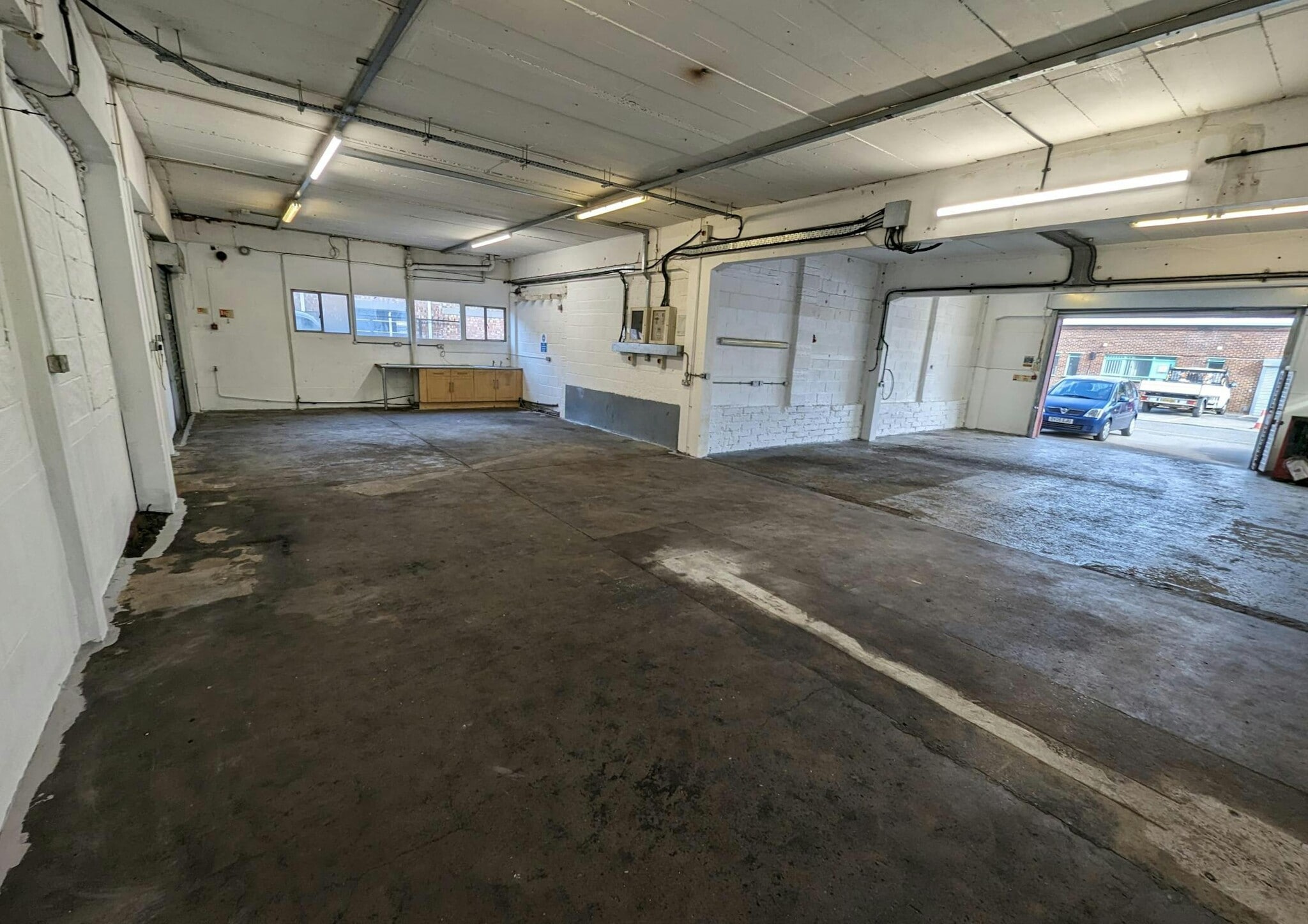 10-14 Cherry St, Woking for lease Interior Photo- Image 1 of 3