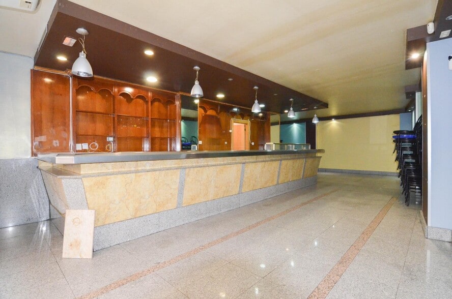 Calle Pintores, Salamanca, Salamanca for sale - Building Photo - Image 2 of 31